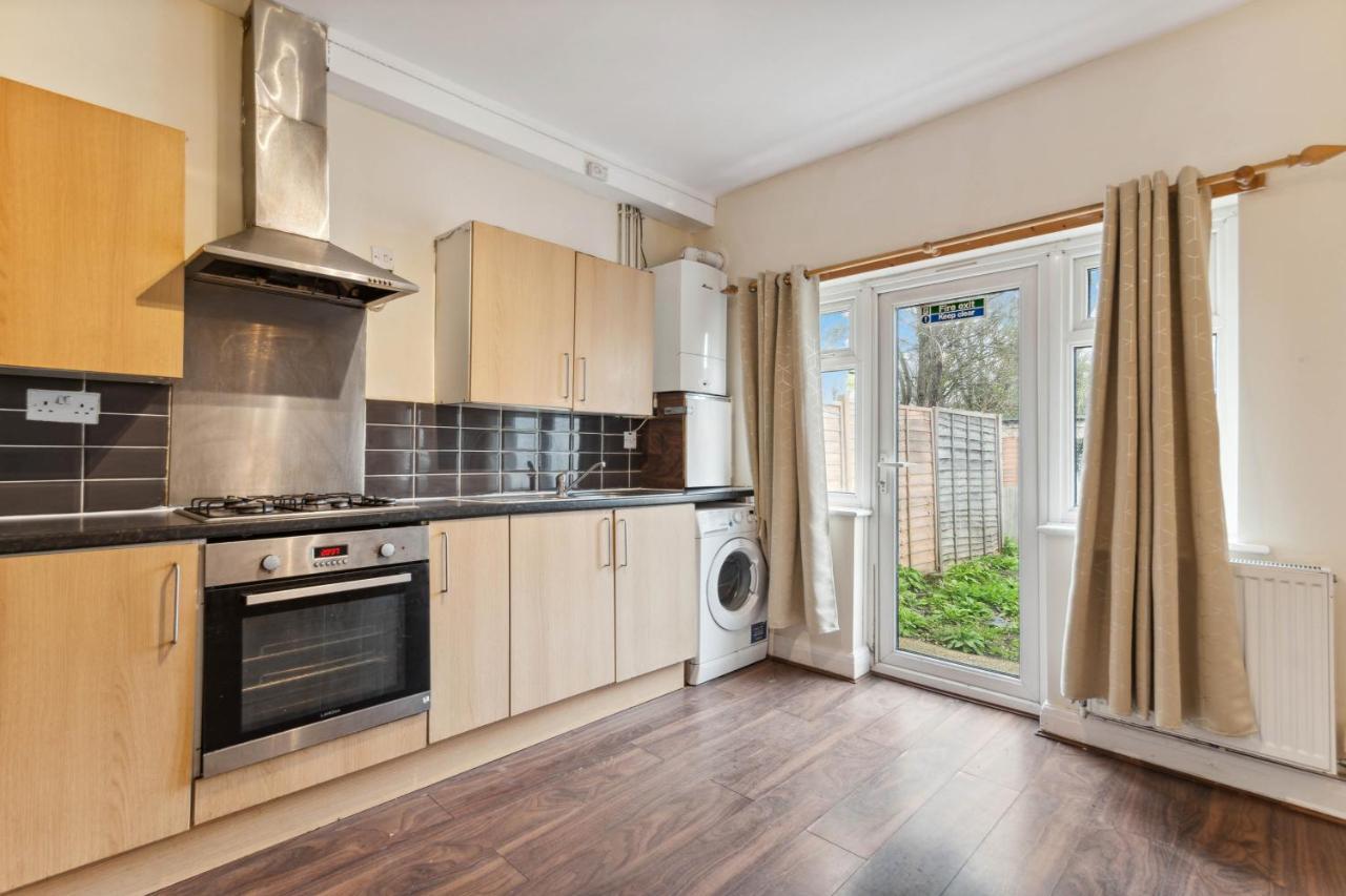 Beautiful Cozy Room Londres Exterior foto