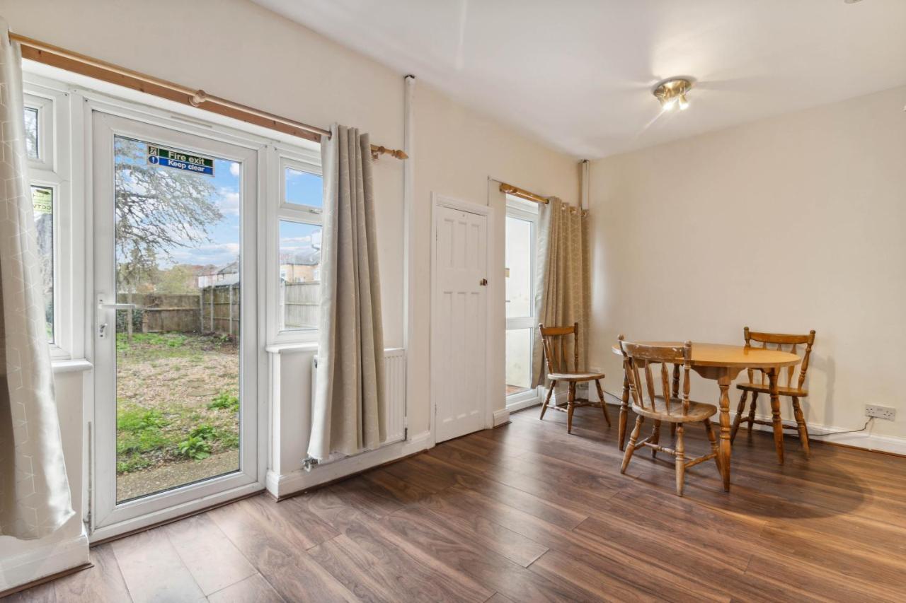 Beautiful Cozy Room Londres Exterior foto